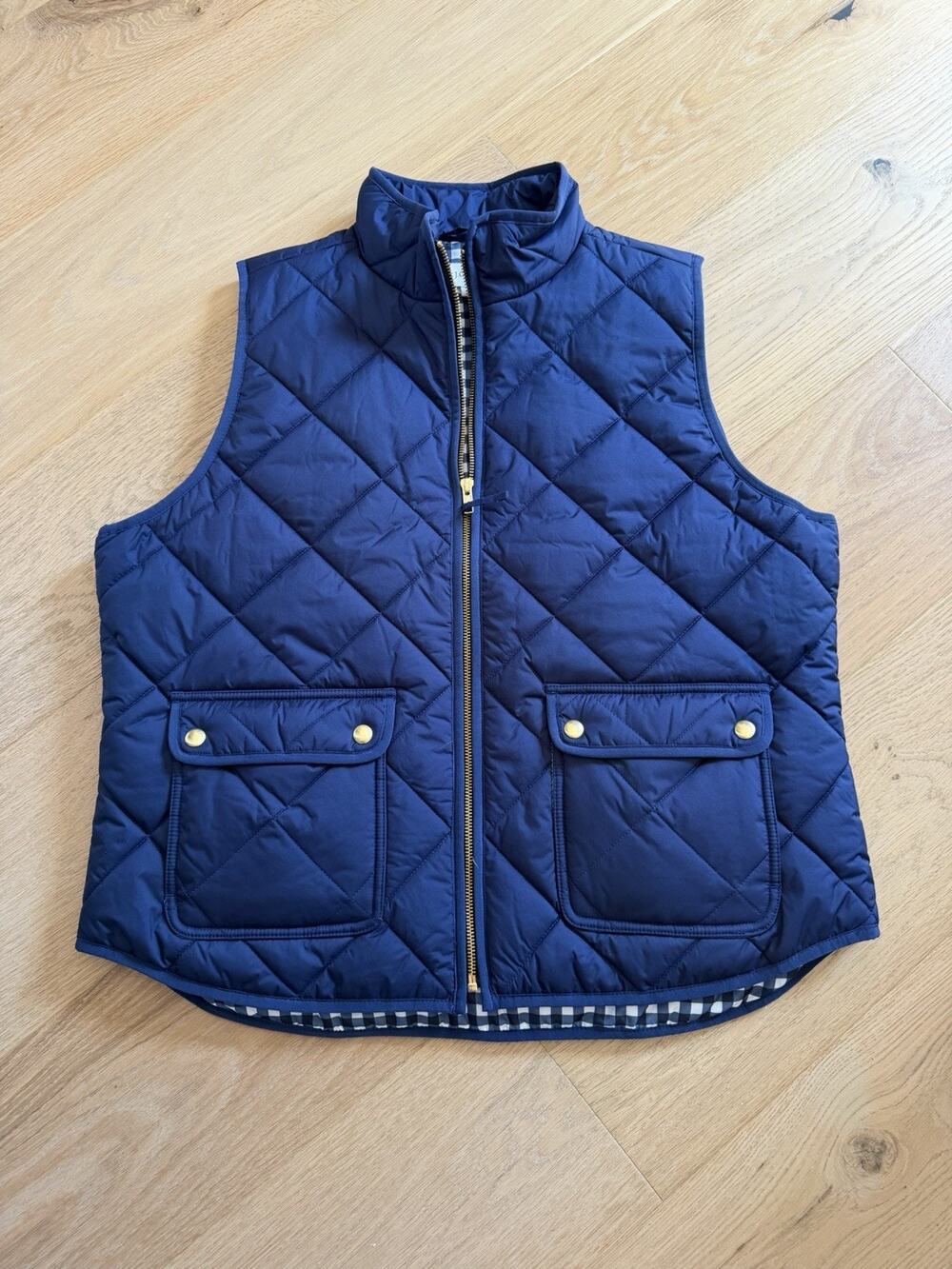 J Crew Women's Quilted Vest Navy Blue Full Zip Size XL Front Pockets Button